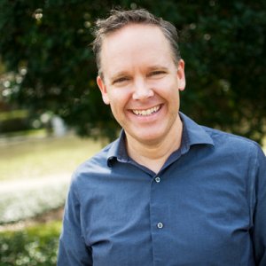 josh-headshot-2018-400 The Thoughtful Entrepreneur host, Jennifer Longworth, comes from a traditional broadcast radio world and is a remarkable interviewer.